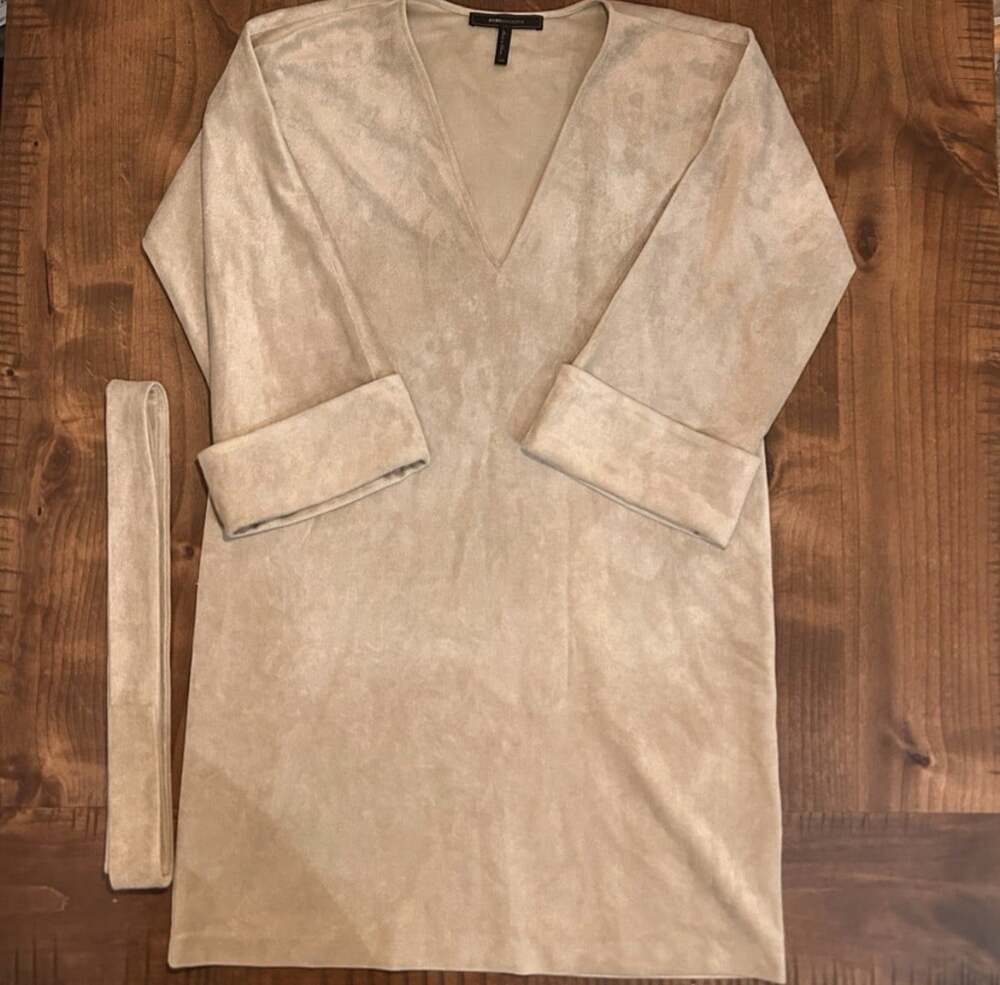 BCBGMAXAZRIA Women's Faux-Suede Mini Dress 3/4 SLEEVE V-NECK BELTED Sz XXS - Picture 4 of 8